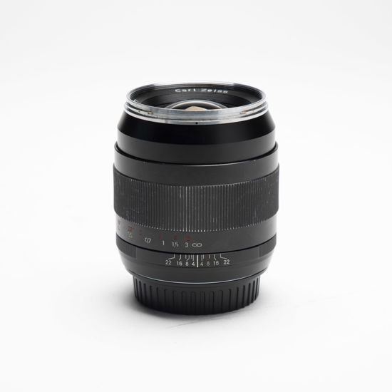 Picture of Zeiss ZE 35mm 2.0 Canon mount lens