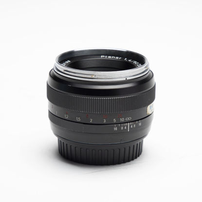 Picture of Zeiss ZE 50mm 1.4 Canon mount lens